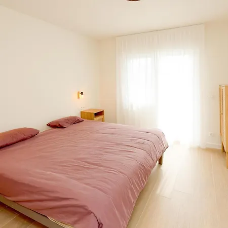 Apartamento 2 Bedroom Amazing In *