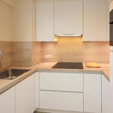 2 Bedroom Amazing In Lägenhet